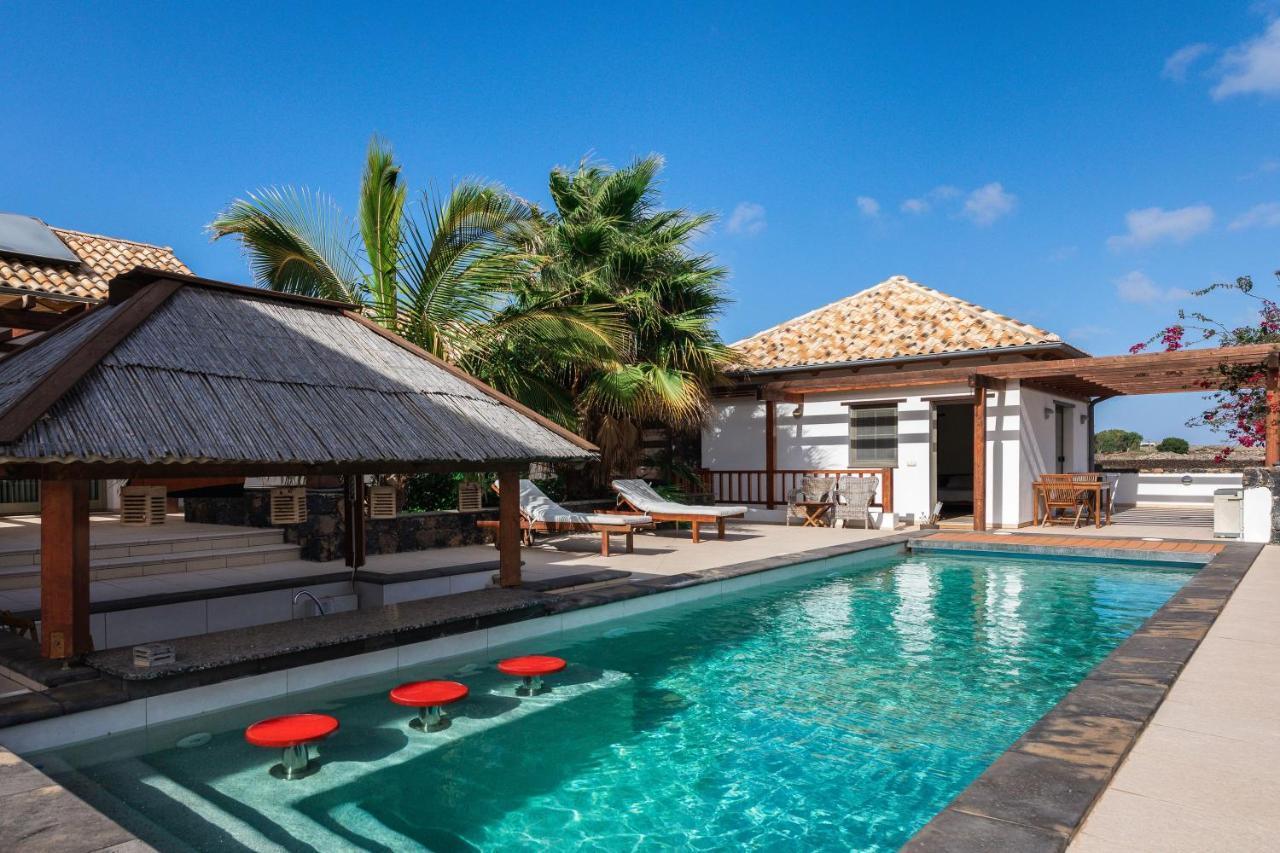Villa Annunaki Lajares Luaran gambar